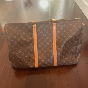Authentic Louis Vuitton keepall travel weekender